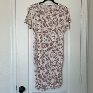 Express pink leopard print tshirt dress